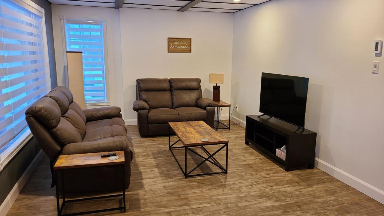 Condo-Chalet De La Vallee D'Edouard L'Anse-Saint-Jean Ngoại thất bức ảnh