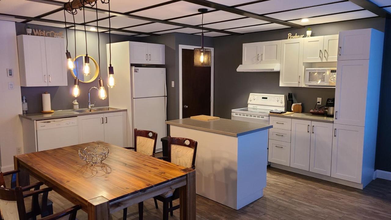 Condo-Chalet De La Vallee D'Edouard L'Anse-Saint-Jean Ngoại thất bức ảnh